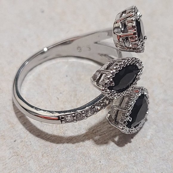 Silver color multi-layer clear black CZ zircon ring - Picture 3 of 6